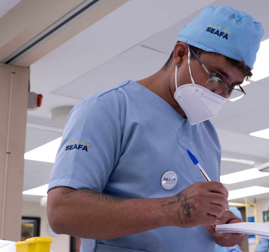 Enfermeiro Esteta Rozemario Bomfim destaca os benefícios do laser de CO₂ fracionado na estética: rejuvenescimento, cicatrizes e novas perspectivas terapêuticas